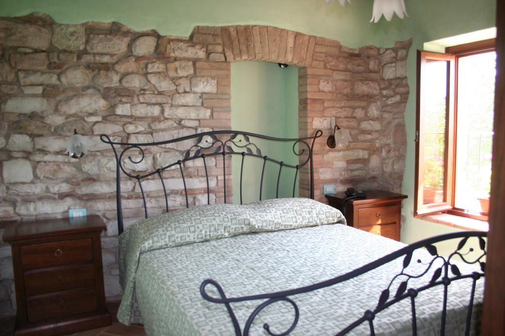 Agriturismo Il Casale Pergola Chambre photo